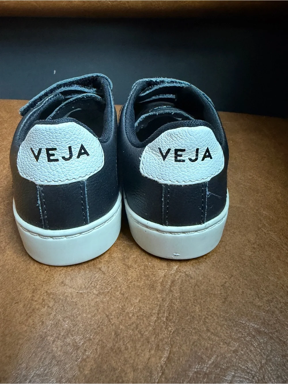 Veja Kids Esplar Sneaker Black with White Accent unisex US 11 EU 28